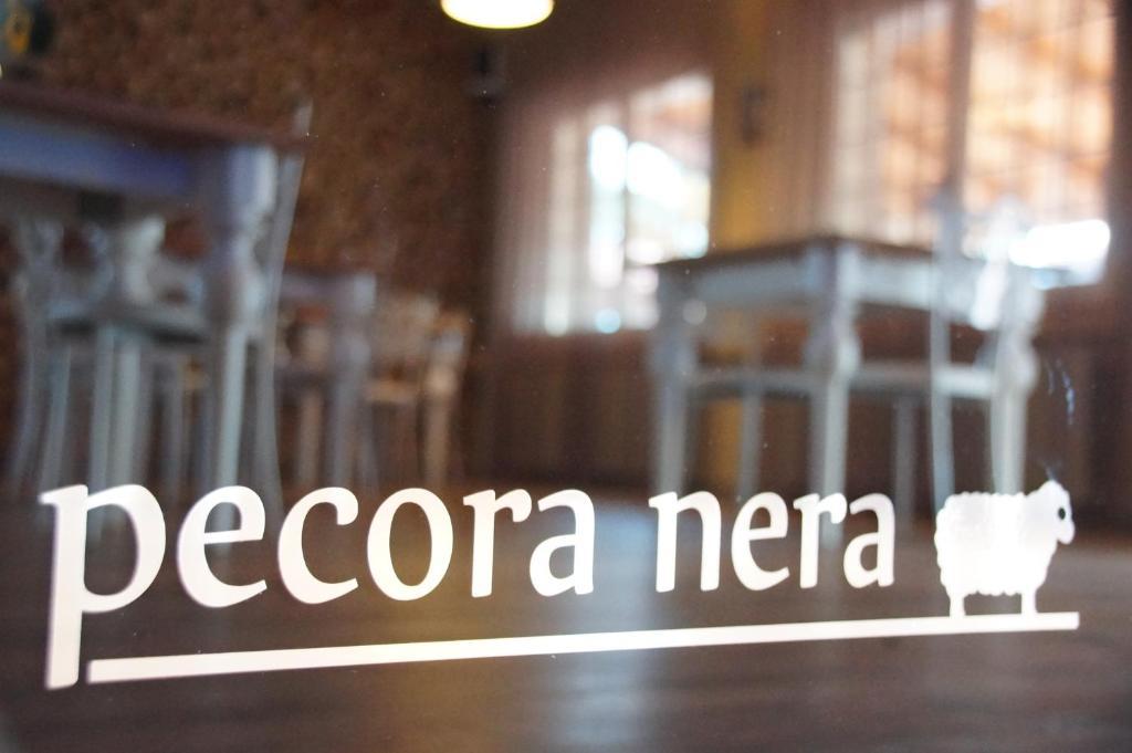 Country-House Pecora Nera Guest House Mosciano SantʼAngelo Eksteriør bilde
